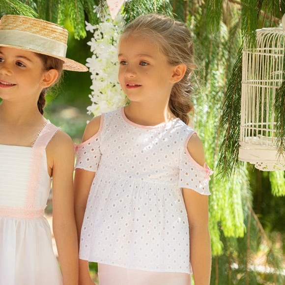 NWT Patachou Eyelet Shoulder cutout top - Picture 3 of 3